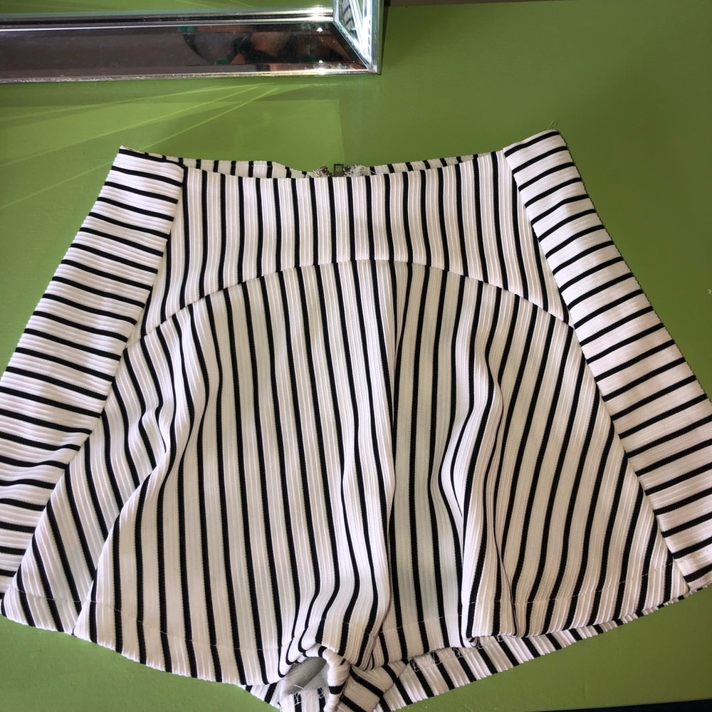 LF Striped Skort